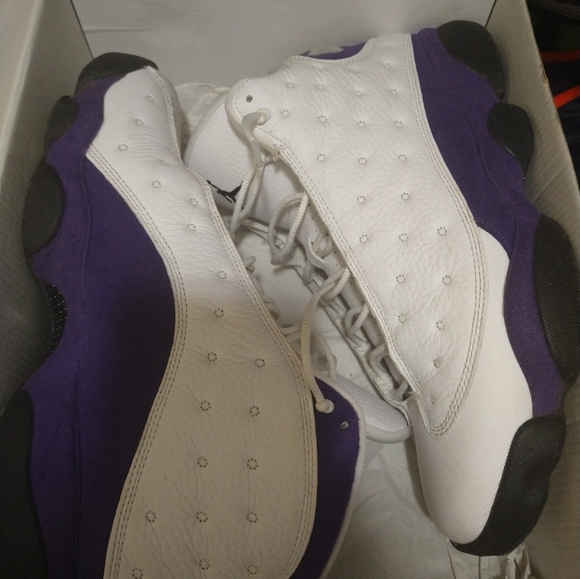 COPY - Laker/Court Purple 13s size 12 - Picture 7 of 8